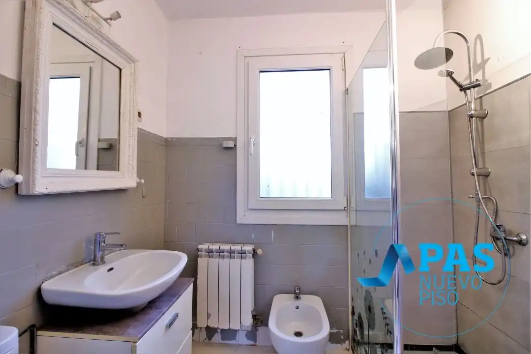 Baño de Casa o chalet en venta en El Astillero   con Calefacción, Jardín privado y Trastero