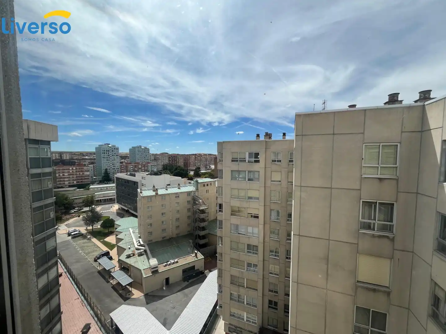 Habitació a Avenida CANTABRIA, Reyes Católicos