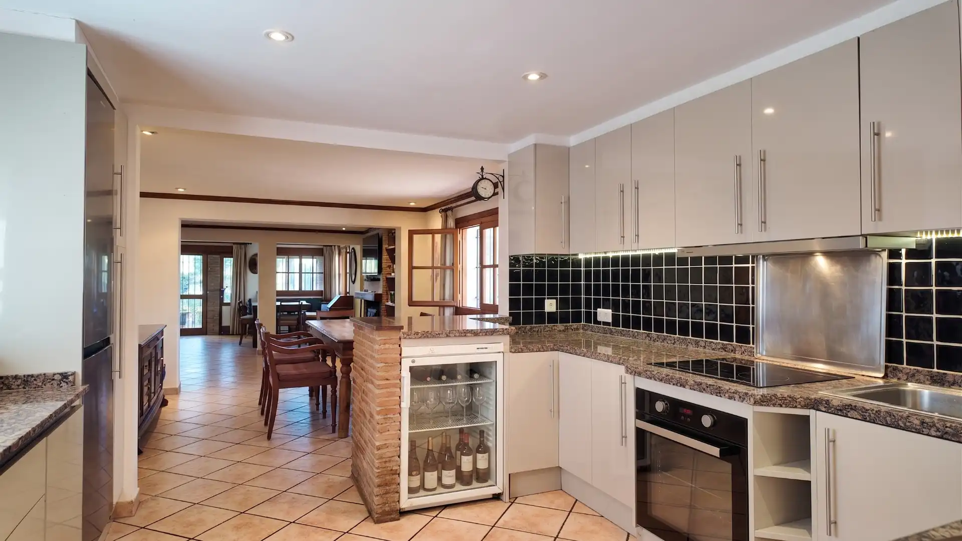 Cocina de Casa o chalet en venta en Estepona con Jardín privado y Terraza