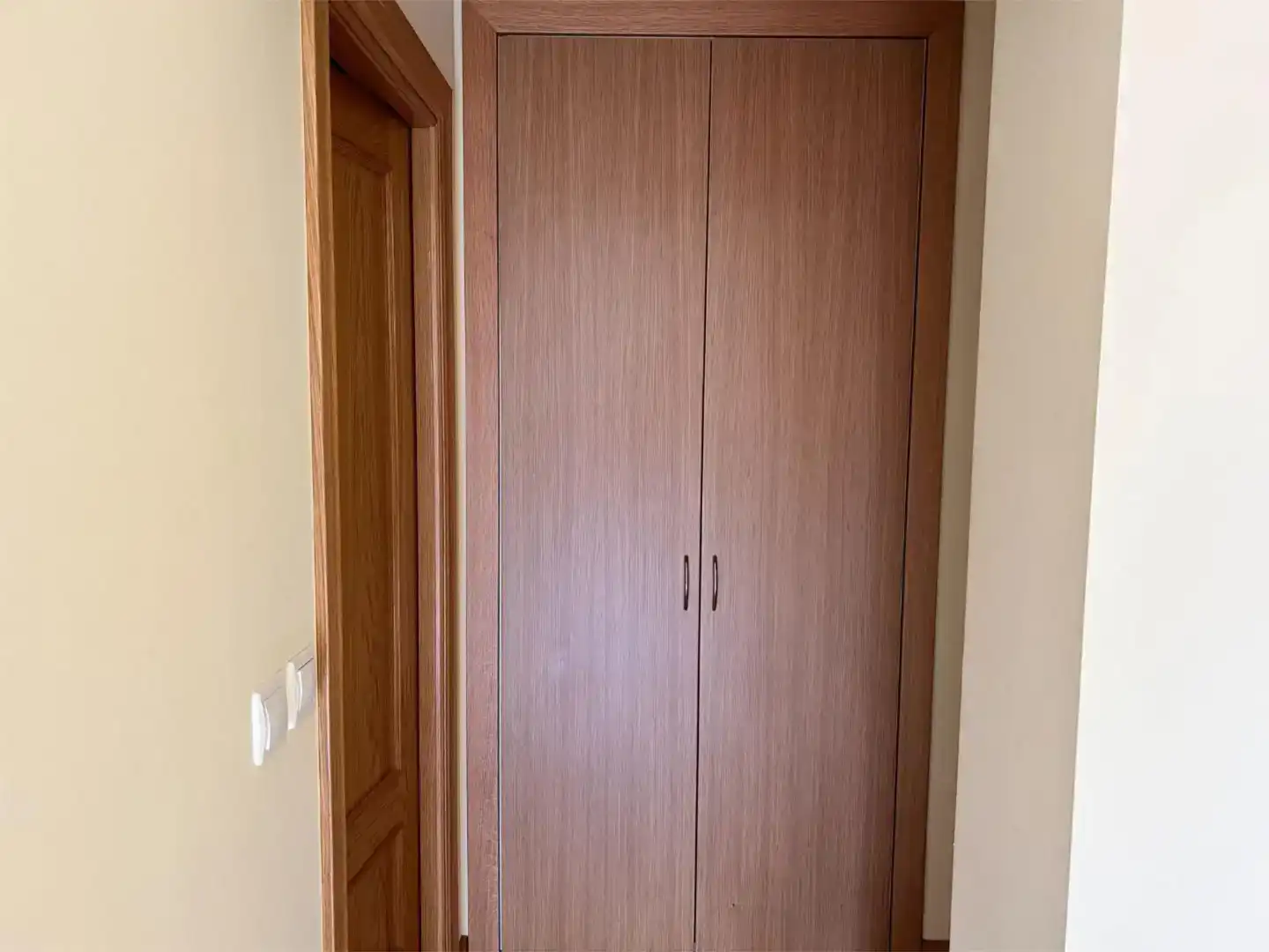Habitación de Piso en venta en  Logroño con Aire acondicionado, Jardín privado y Parquet