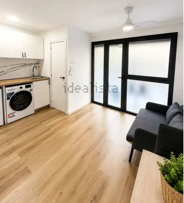 Bedroom of Study for sale in Cornellà de Llobregat  with Parquet flooring, Furnished and Alarm