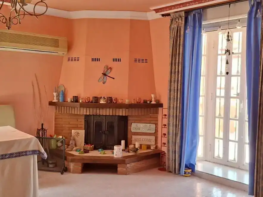 Sala de estar de Casa o chalet en venta en Salteras con Aire acondicionado, Piscina y Balcón