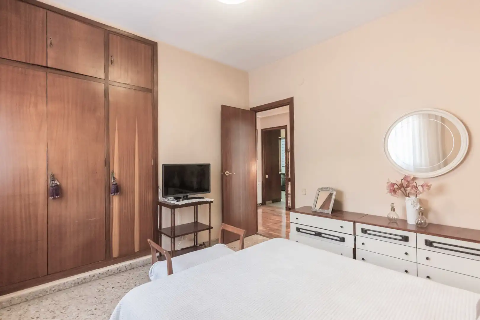 Habitación de Piso en venta en Murcia con Parquet, Amueblado y Horno