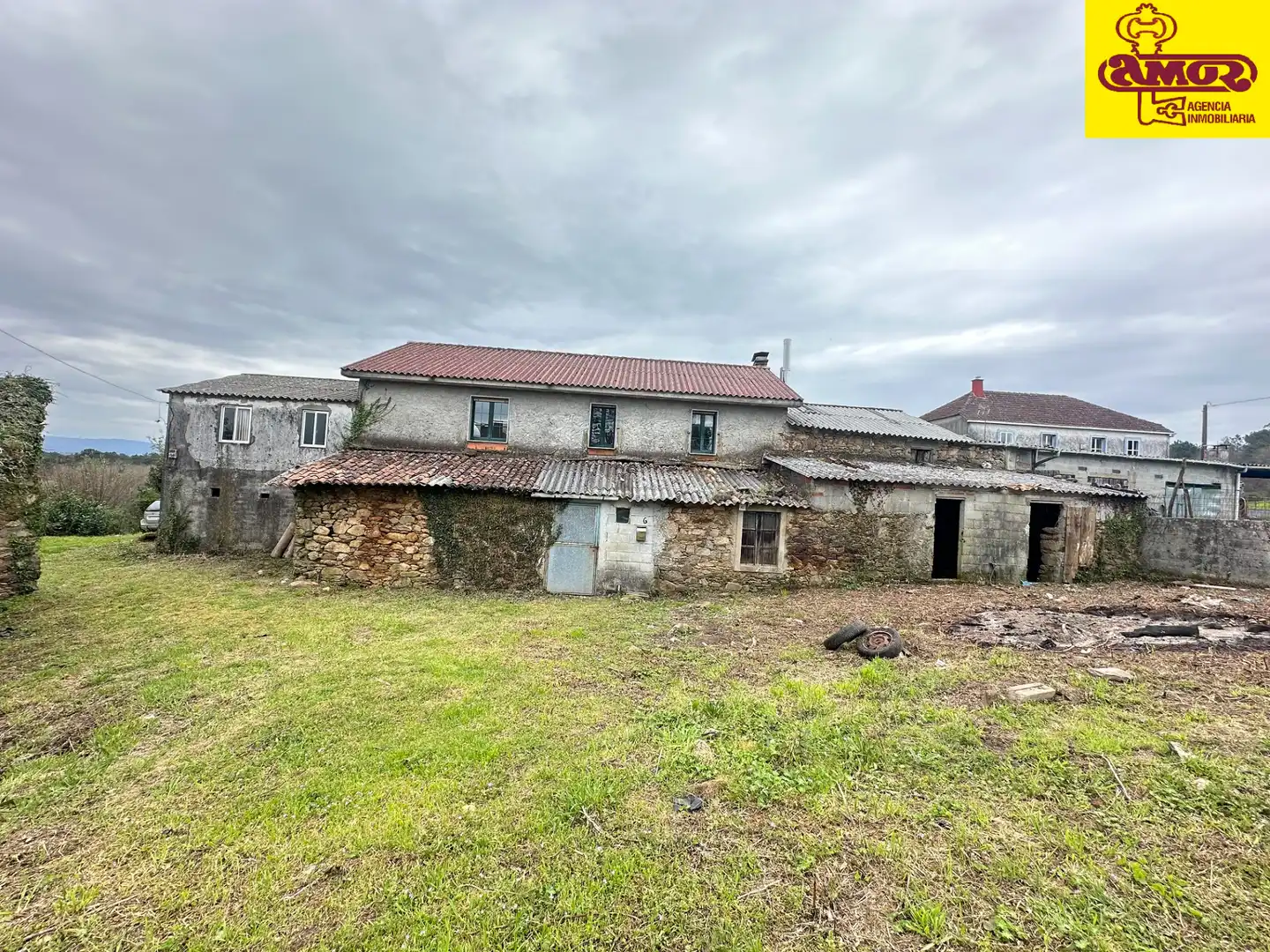 Casa o xalet en venda en Santiago de Compostela  amb Jardí privat
