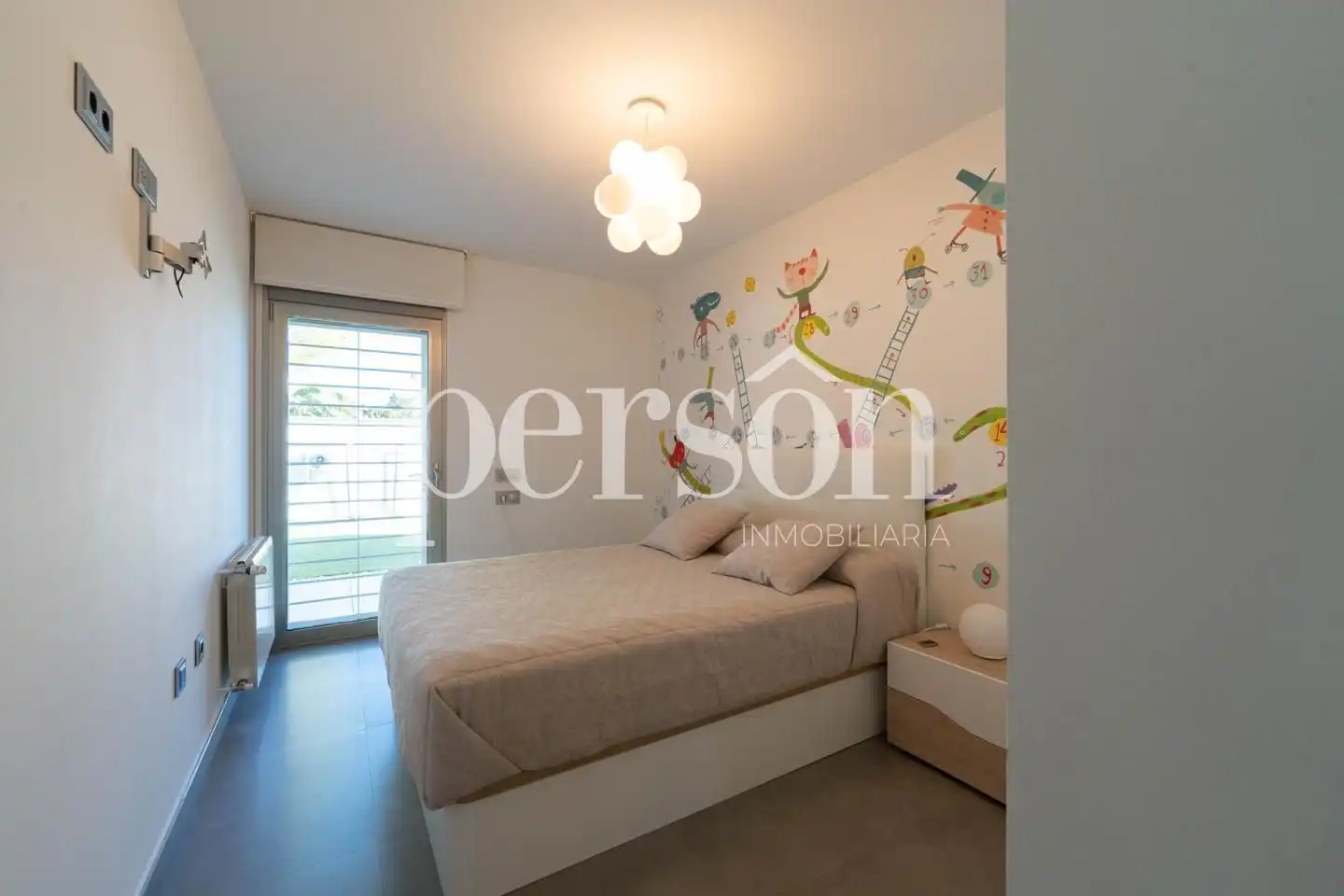 Habitación de Casa o chalet en venta en La Pobla de Vallbona con Aire acondicionado, Calefacción y Jardín privado
