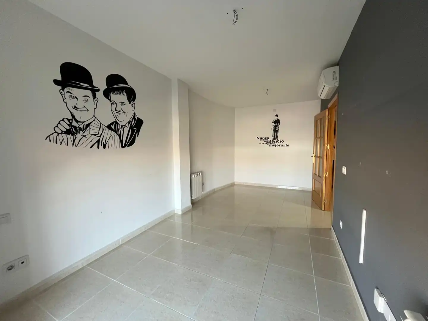 Living room of Flat for sale in Villarrubia de los Ojos  with Air Conditioner, Heating and Balcony