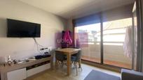 Sala d'estar de Apartament en venda en O Porriño   amb Calefacció, Terrassa i Traster