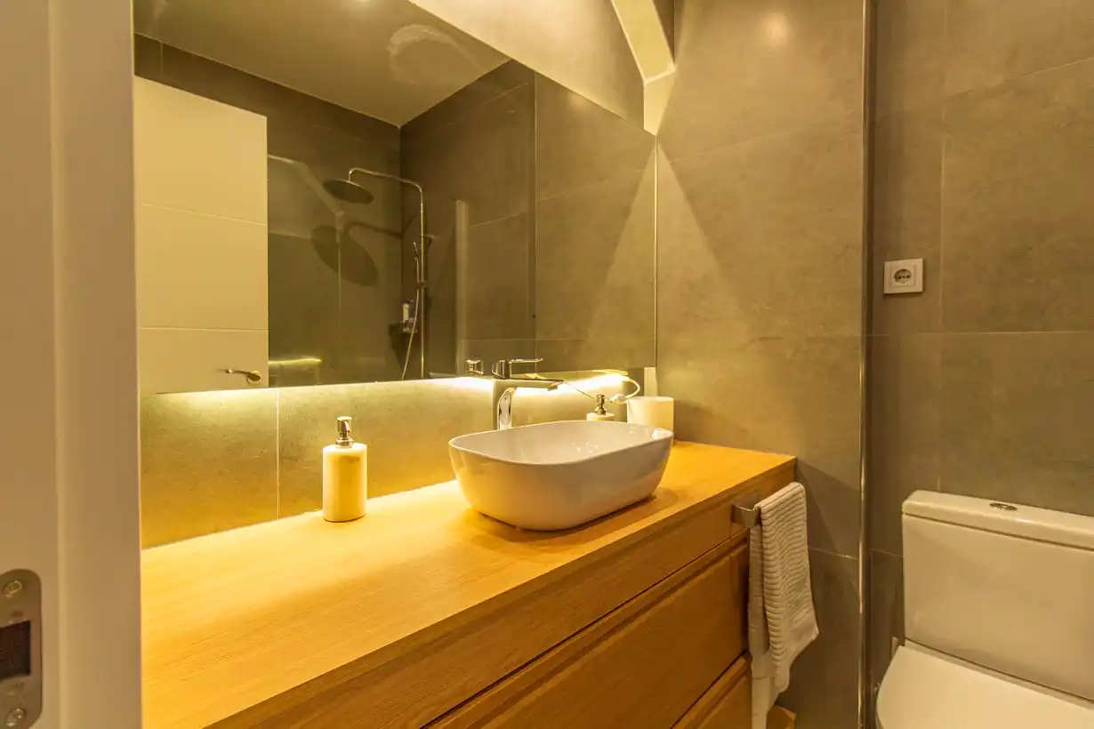 Baño de Piso de alquiler en Madrid con Aire acondicionado, Calefacción y Terraza