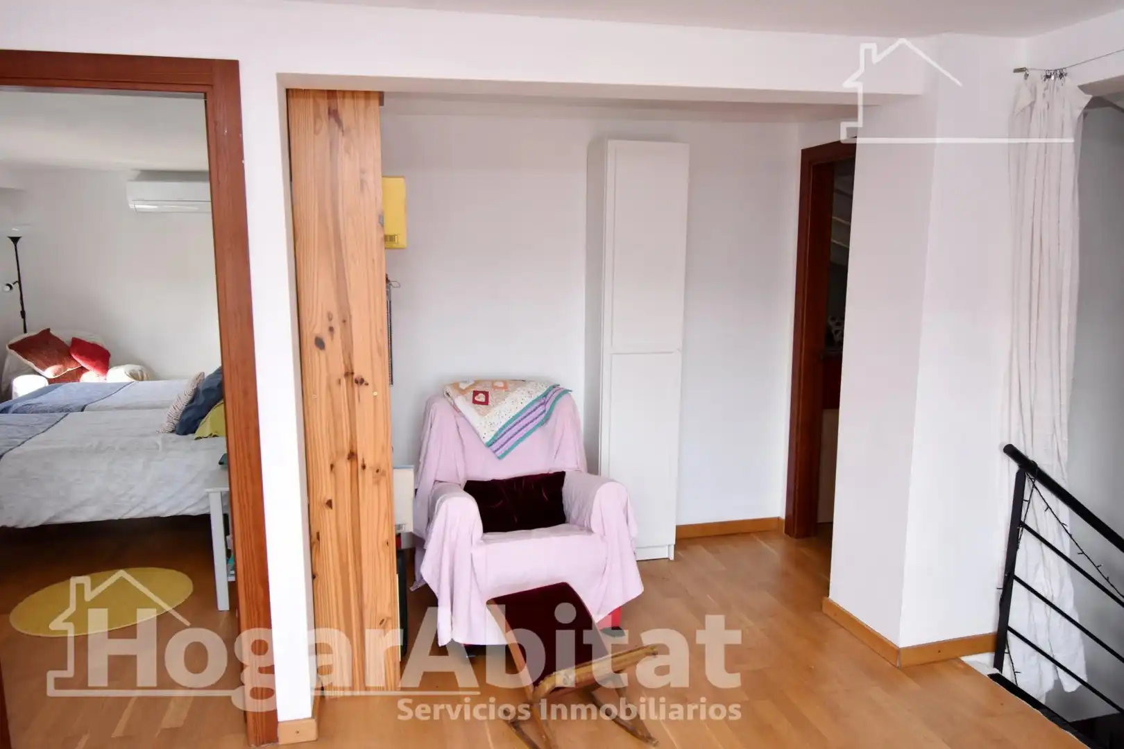 Bedroom of Houses for sale in Picassent  with Air Conditioner, Private garden and Terrace