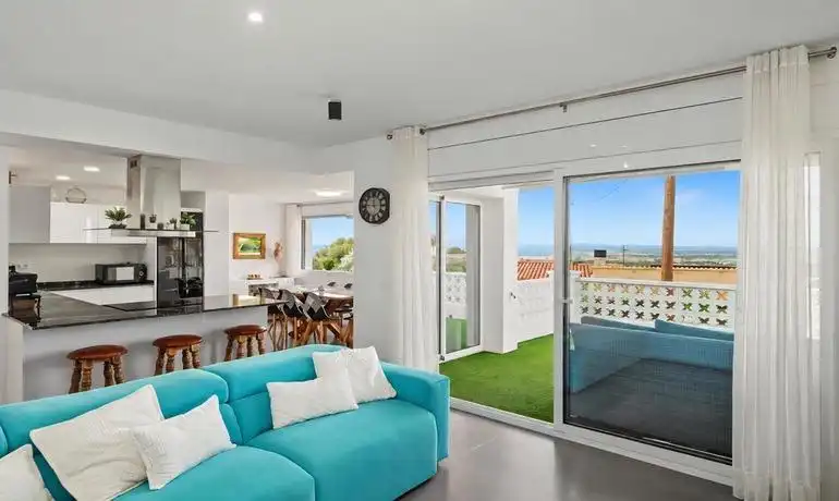 House with pool for sale in Carrer DE CORDOVA 25, imagen 18