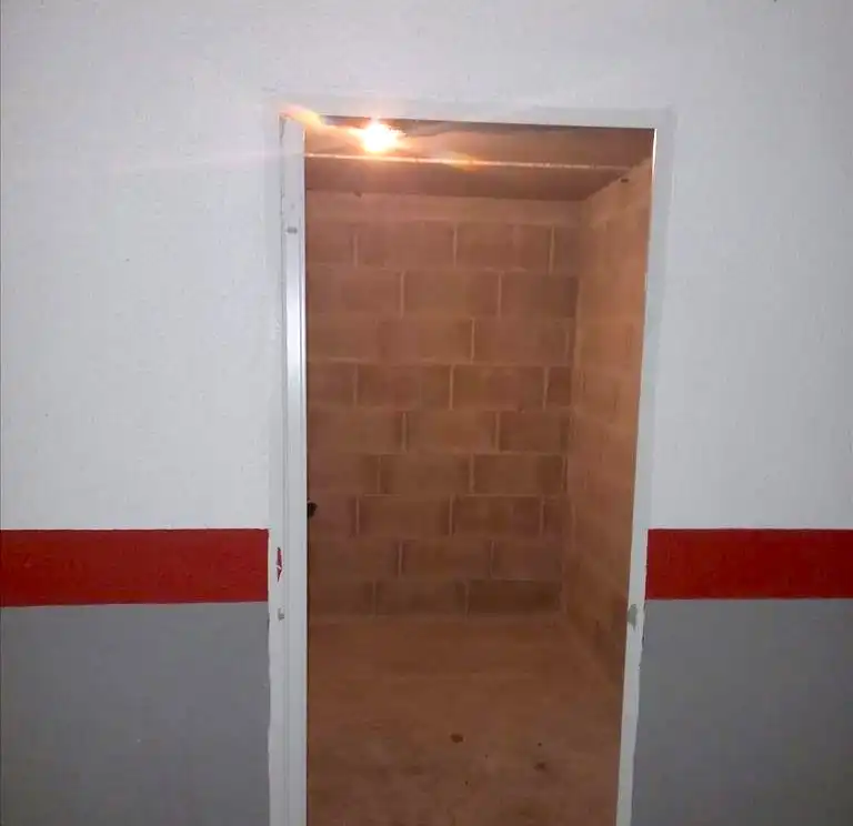 Garatge en venda en Santa María de Cayón