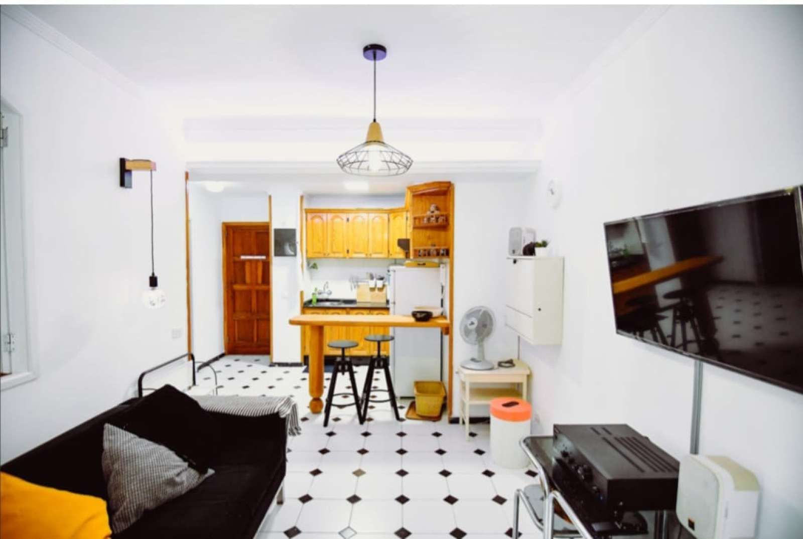 Kitchen of Apartments for share in Las Palmas de Gran Canaria  with Air Conditioner, Terrace and Furnished