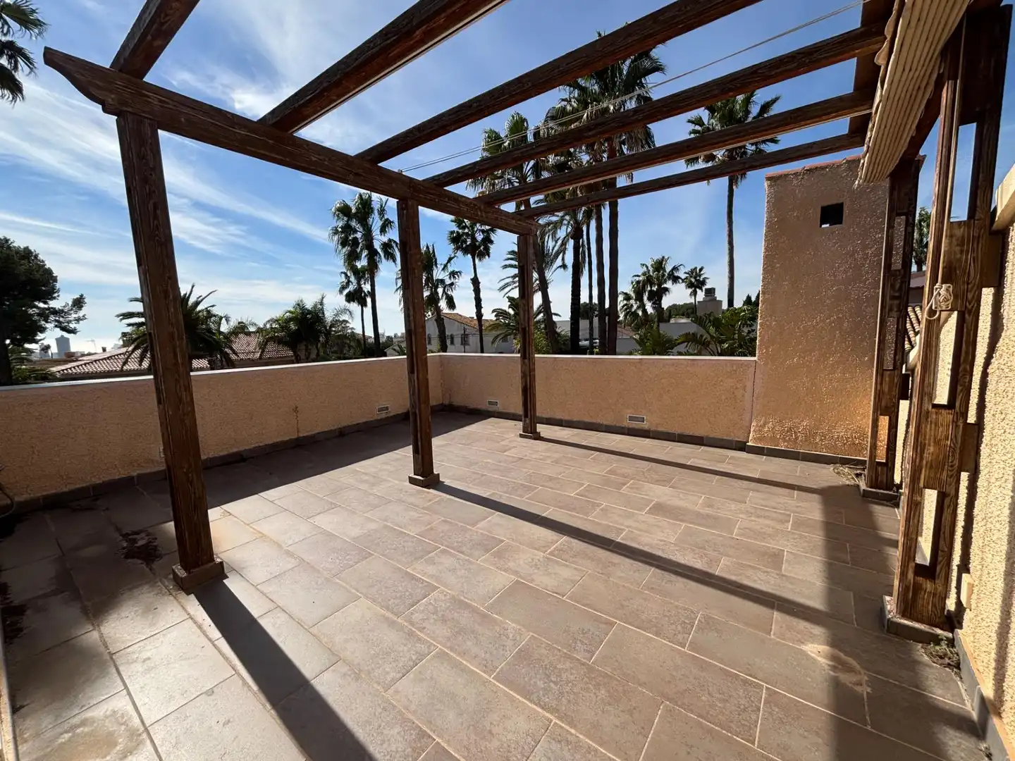Terrasse von Haus oder Chalet zum Verkauf in Benidorm mit Klimaanlage, Terrasse und Schwimmbad