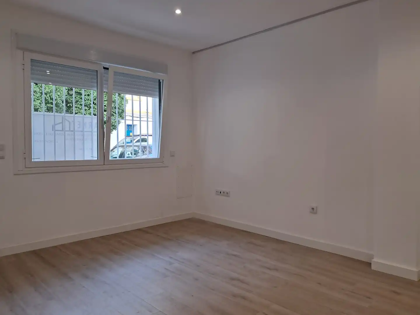 Habitación de Piso en venta en Sevilla con Aire acondicionado, Calefacción y Horno