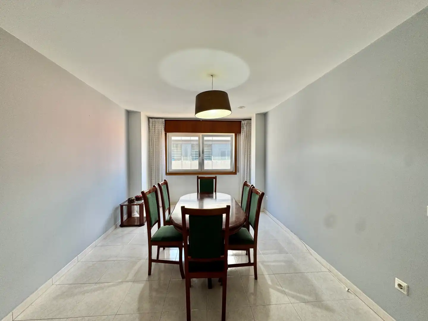 Comedor de Piso en venta en Arteixo con Parquet, Amueblado y Horno