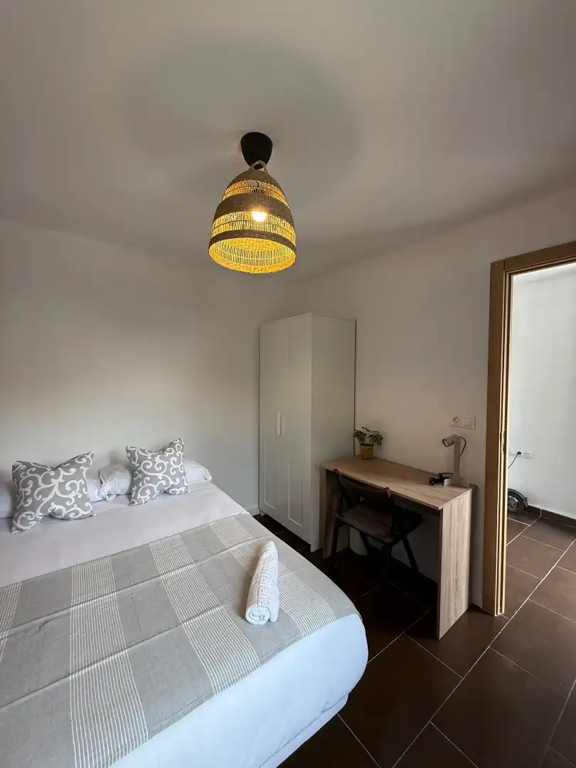 Room in Calle Alcalde Ronquillo, 20, Martiricos - La Roca - La Rosaleda