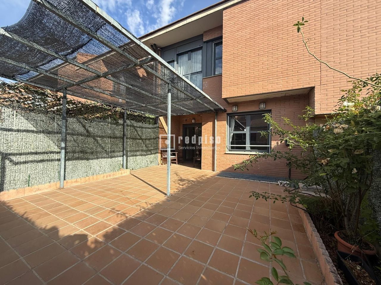 Jardí de Casa o xalet de lloguer en Paracuellos de Jarama amb Calefacció, Terrassa i Moblat