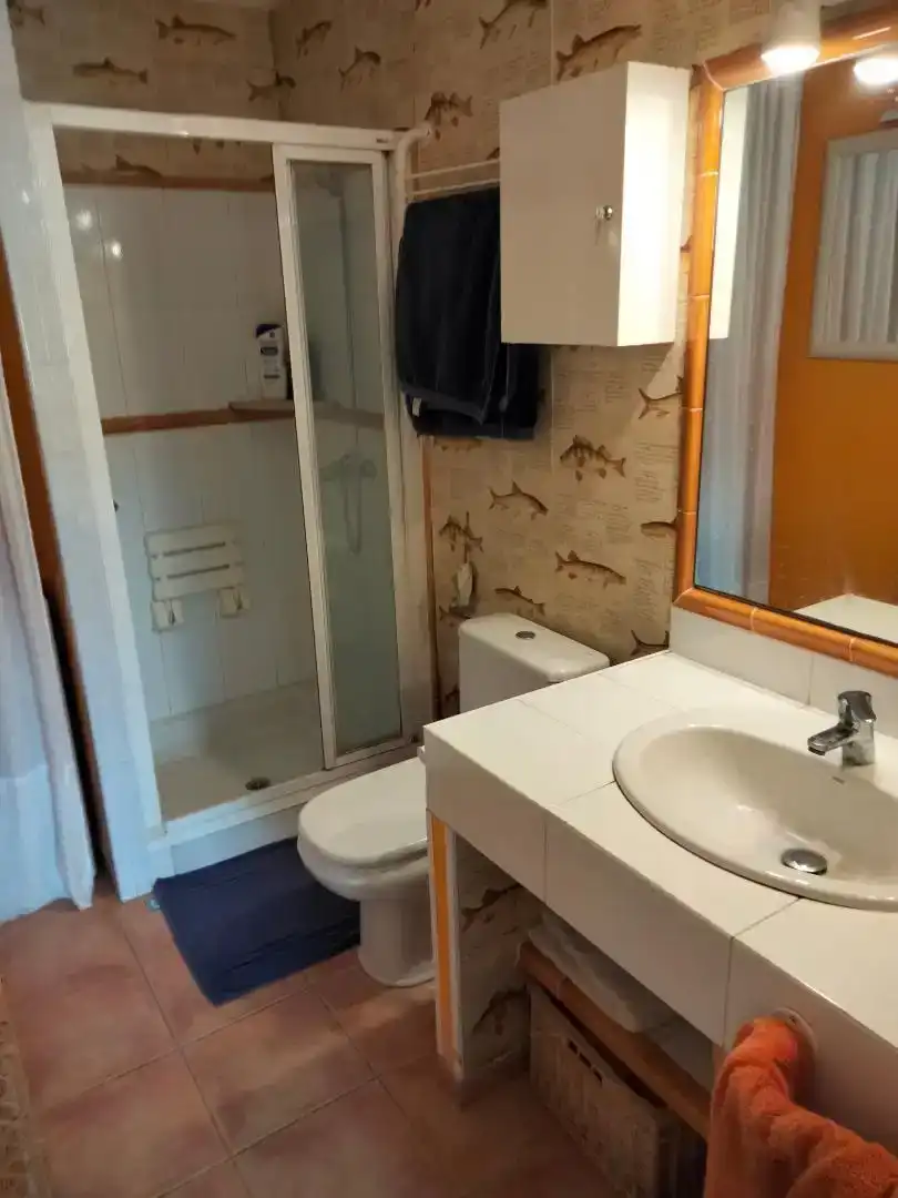 Bathroom of Flat for rent in Pollença  with Air Conditioner, Private garden and Furnished