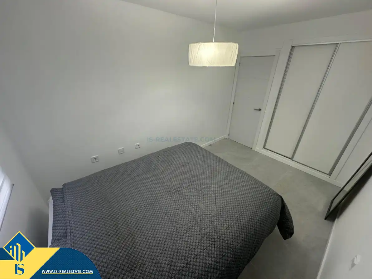 Bungalow con piscina en venta en Zona Carrefour - Urbanizaciones, imagen 9