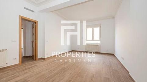 Photo 2 of Flat for sale in Carrer Carrer de Lepant, Sagrada Família, Barcelona