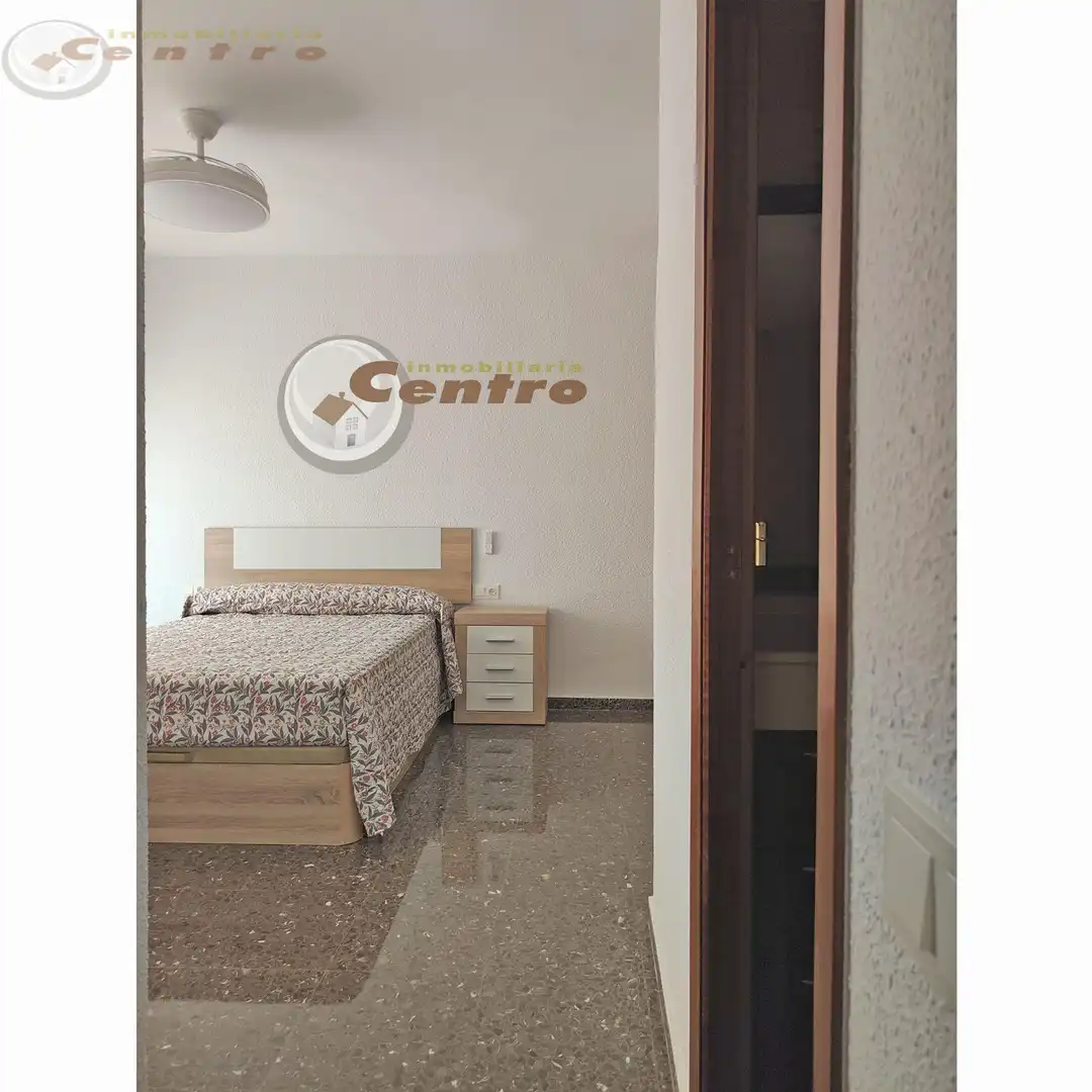 Habitación de Piso de alquiler en Albacete con Calefacción, Amueblado y Balcón
