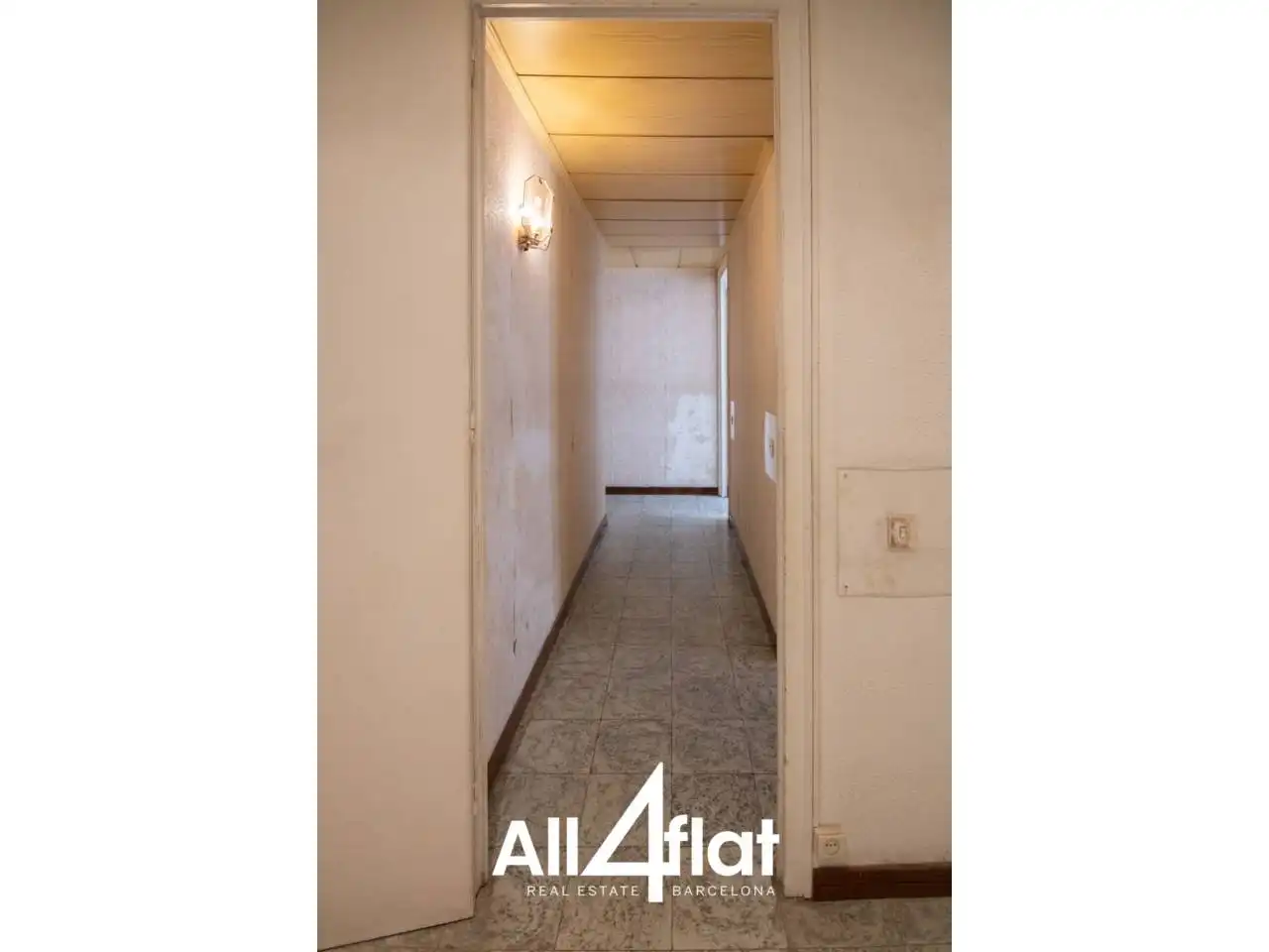 Flat for rent in Barcelona  with Air Conditioner, Parquet flooring and Furnished