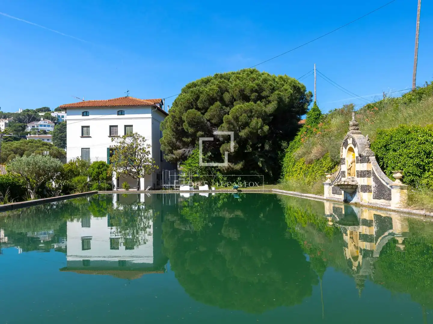 Piscina de Finca rústica en venda en Alella amb Jardí privat, Terrassa i Traster