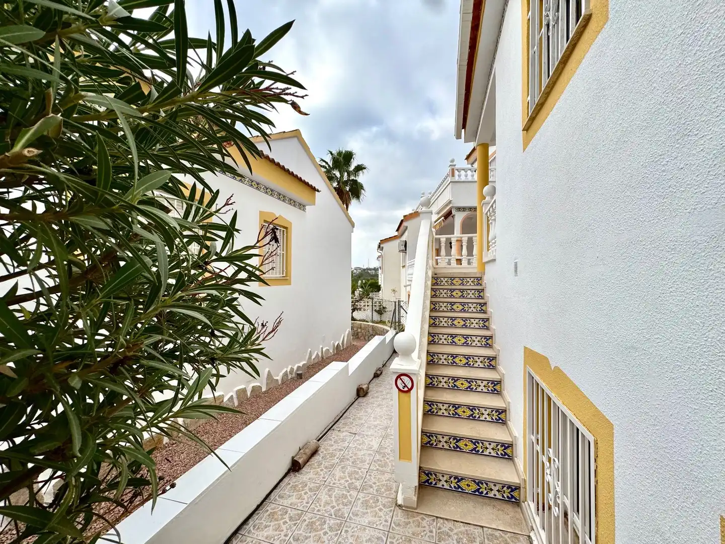 Vista exterior de Casa o xalet de lloguer en Algorfa amb Aire condicionat, Calefacció i Jardí privat