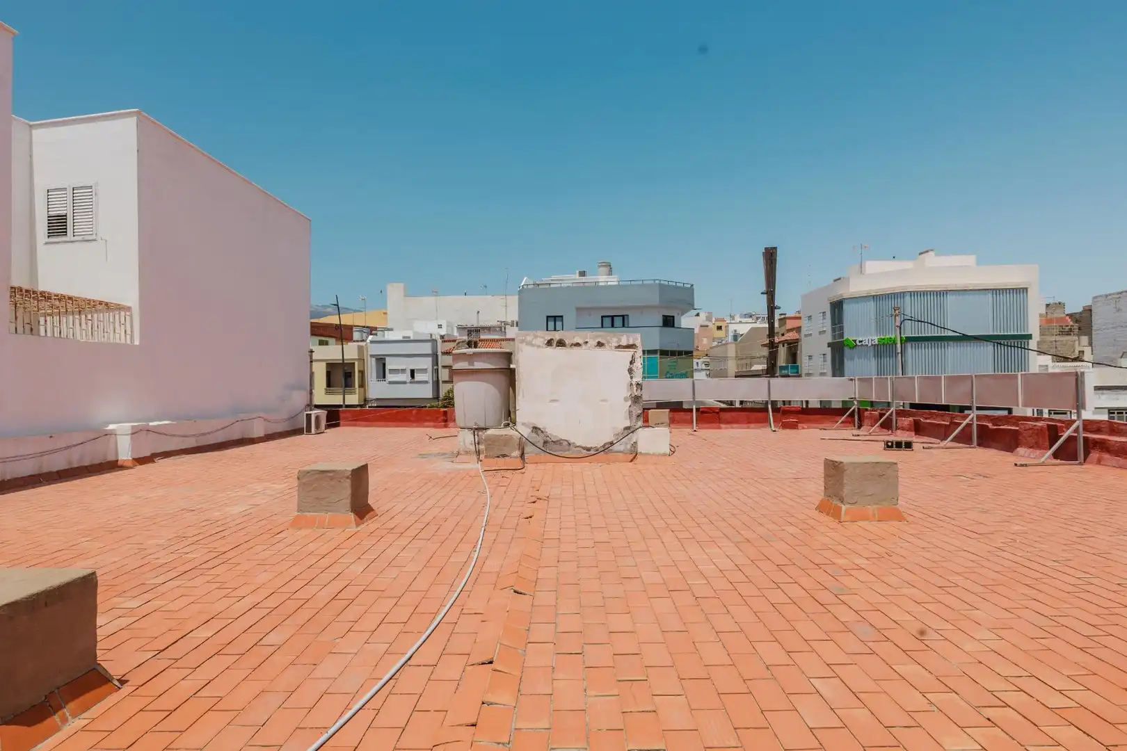 Business premises for sale in Avenida AVENIDA DE CARLOS V 32, imagen 52