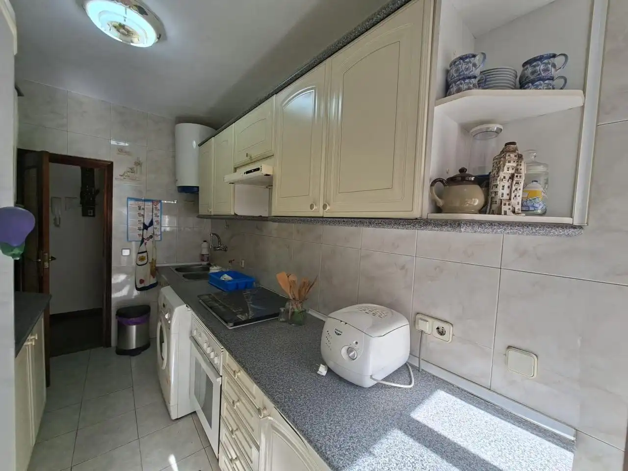 Kitchen of Flat for sale in Madrid  with Air Conditioner, Heating and Parquet flooring