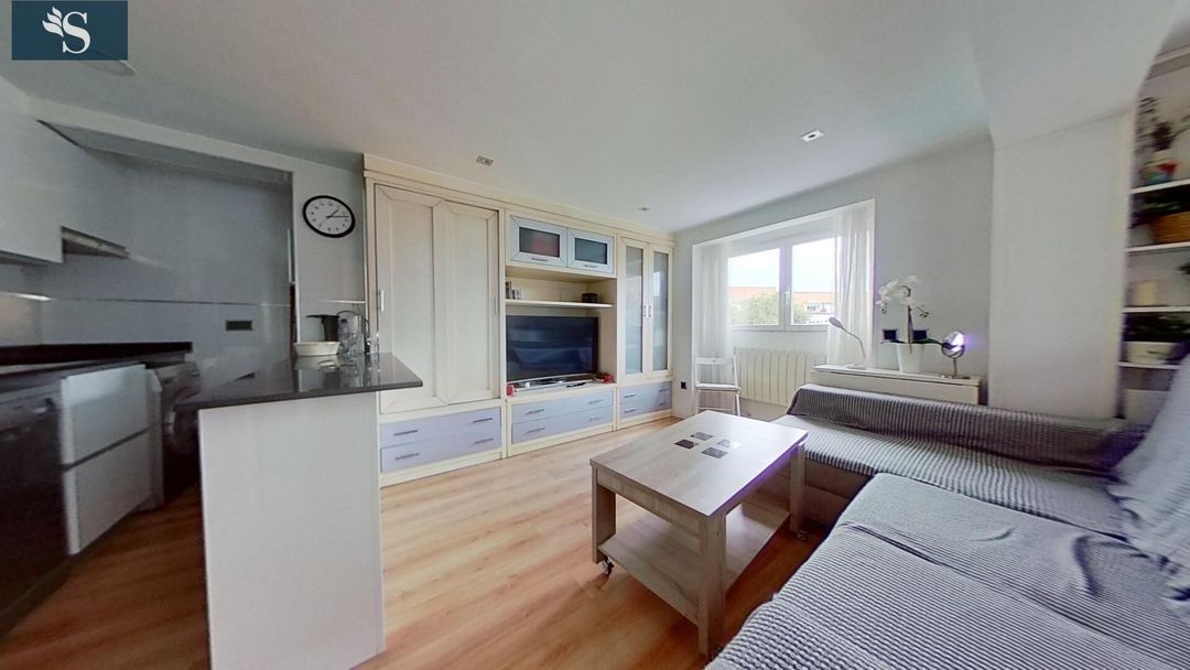 Sala de estar de Piso de alquiler en  Madrid Capital con Calefacción y Alarma