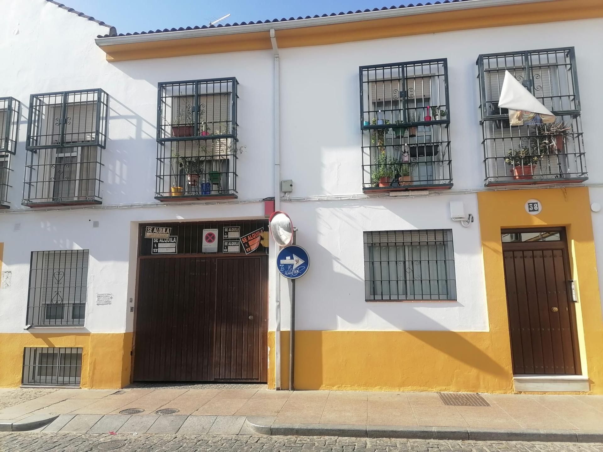 Exterior view of Garage for sale in  Córdoba Capital