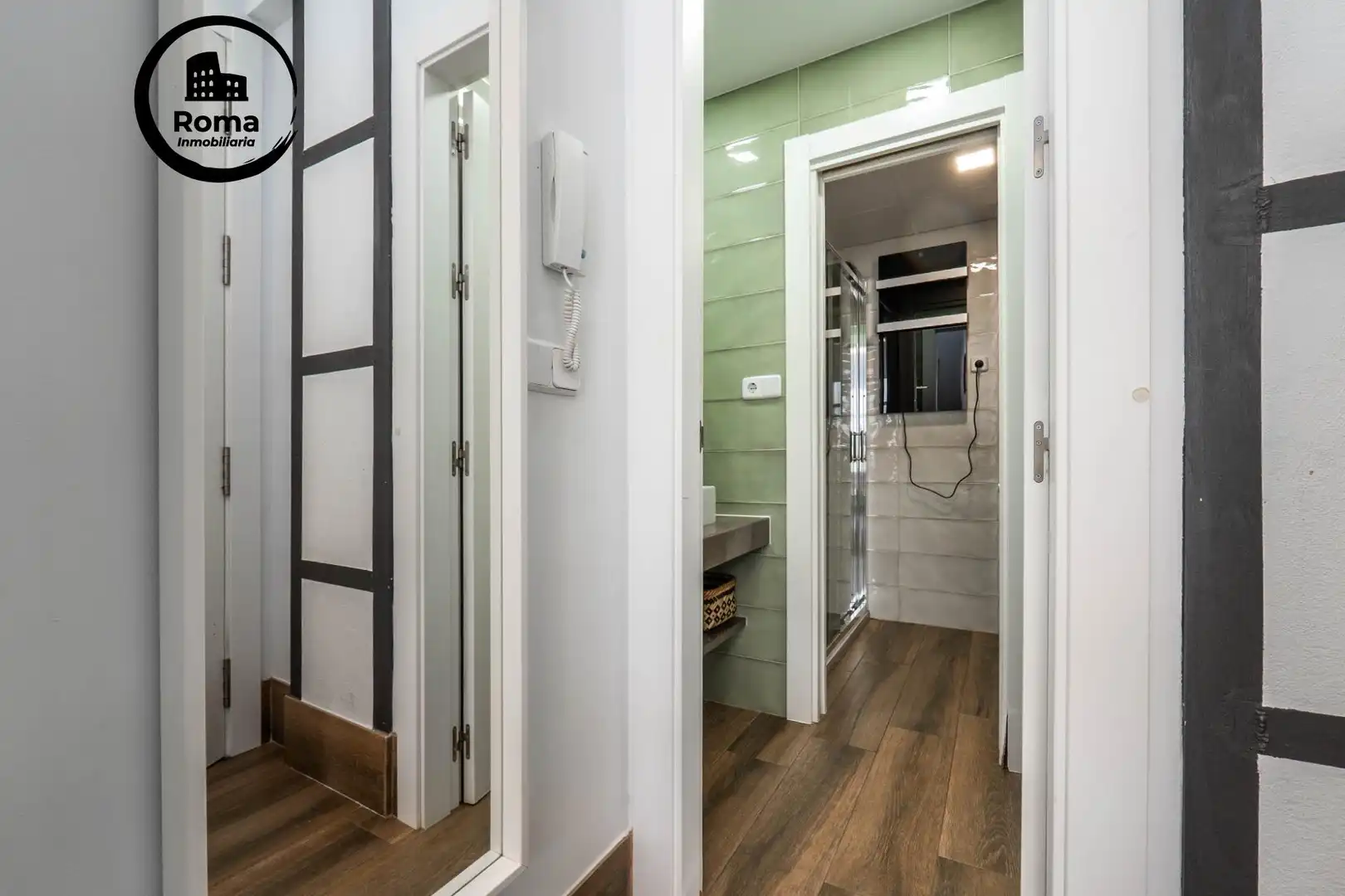 Houses for sale in Granada  with Air Conditioner, Heating and Furnished
