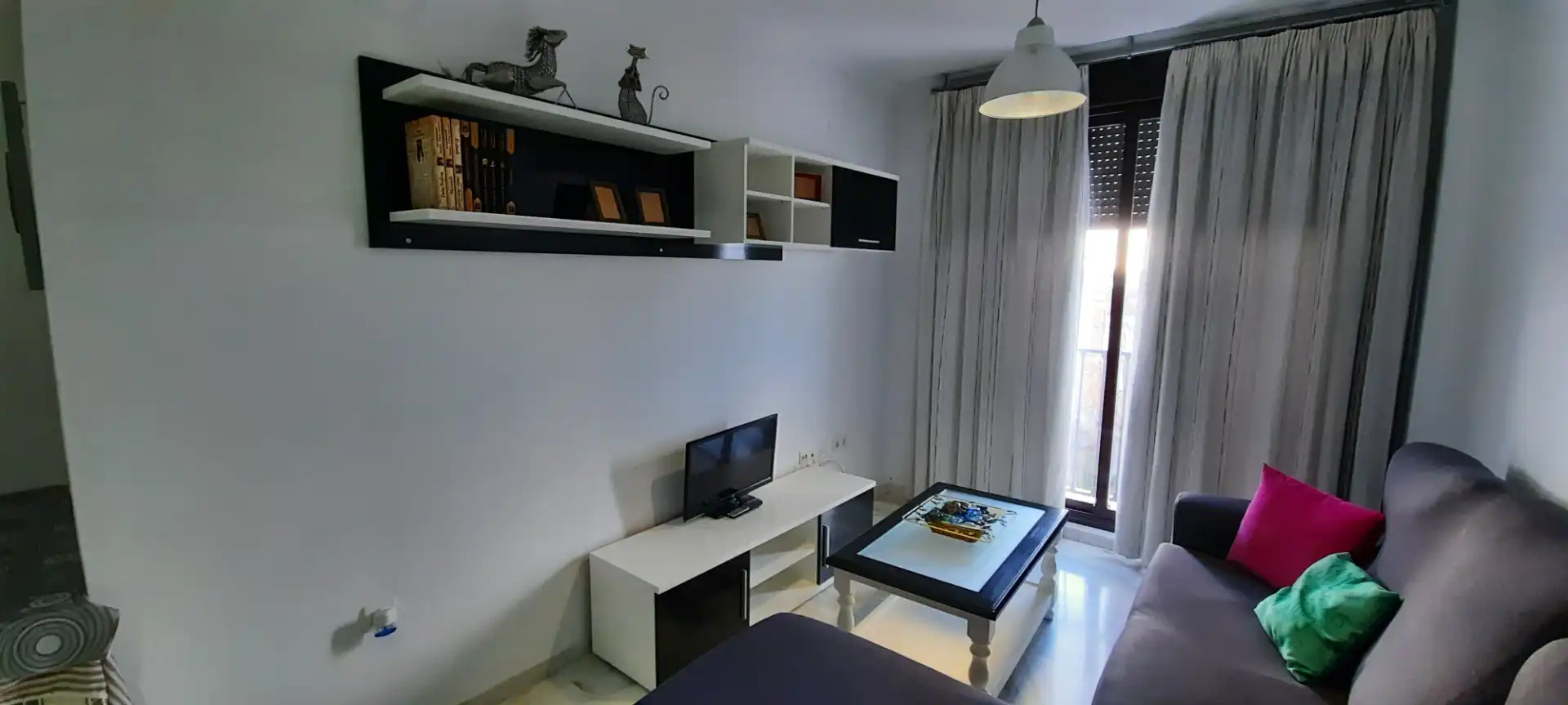Wohnzimmer von Wohnung zur Miete in Lucena mit Klimaanlage, Heizung und Abstellraum