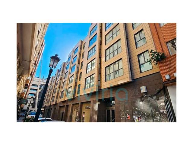 Local comercial en Venta en Calle Periodiste Jose Ombuena, 3 en Exposició