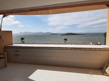 Apartment with balcony to rent in Entremares