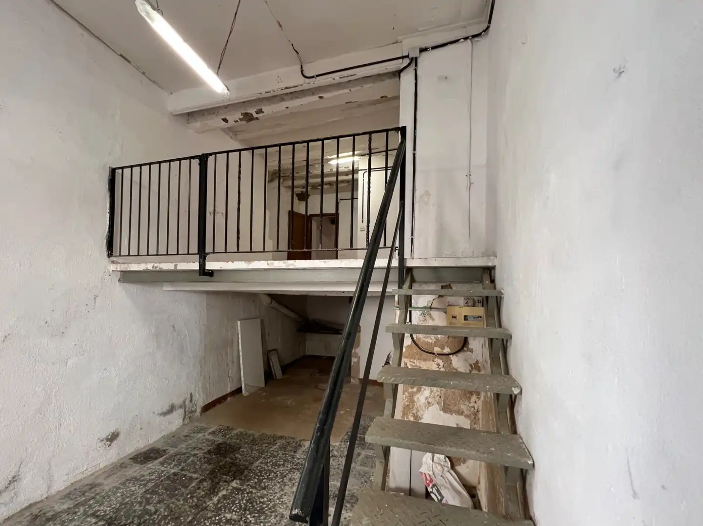 Gewerbefläche zur Miete in Carrer de l'Hospital 11, imagen 2