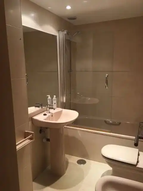Piso de alquiler en Calle de Campezo, Rejas