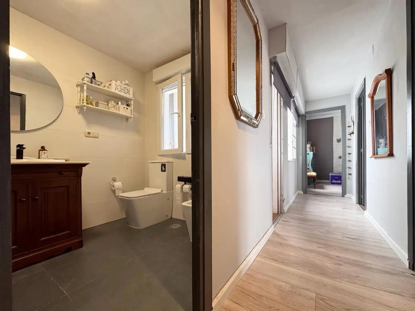 Bathroom of Flat for sale in Pontevedra Capital   with Terrace