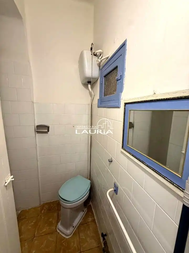 Bathroom of Flat for rent in Valencia  with Air Conditioner and Terrace