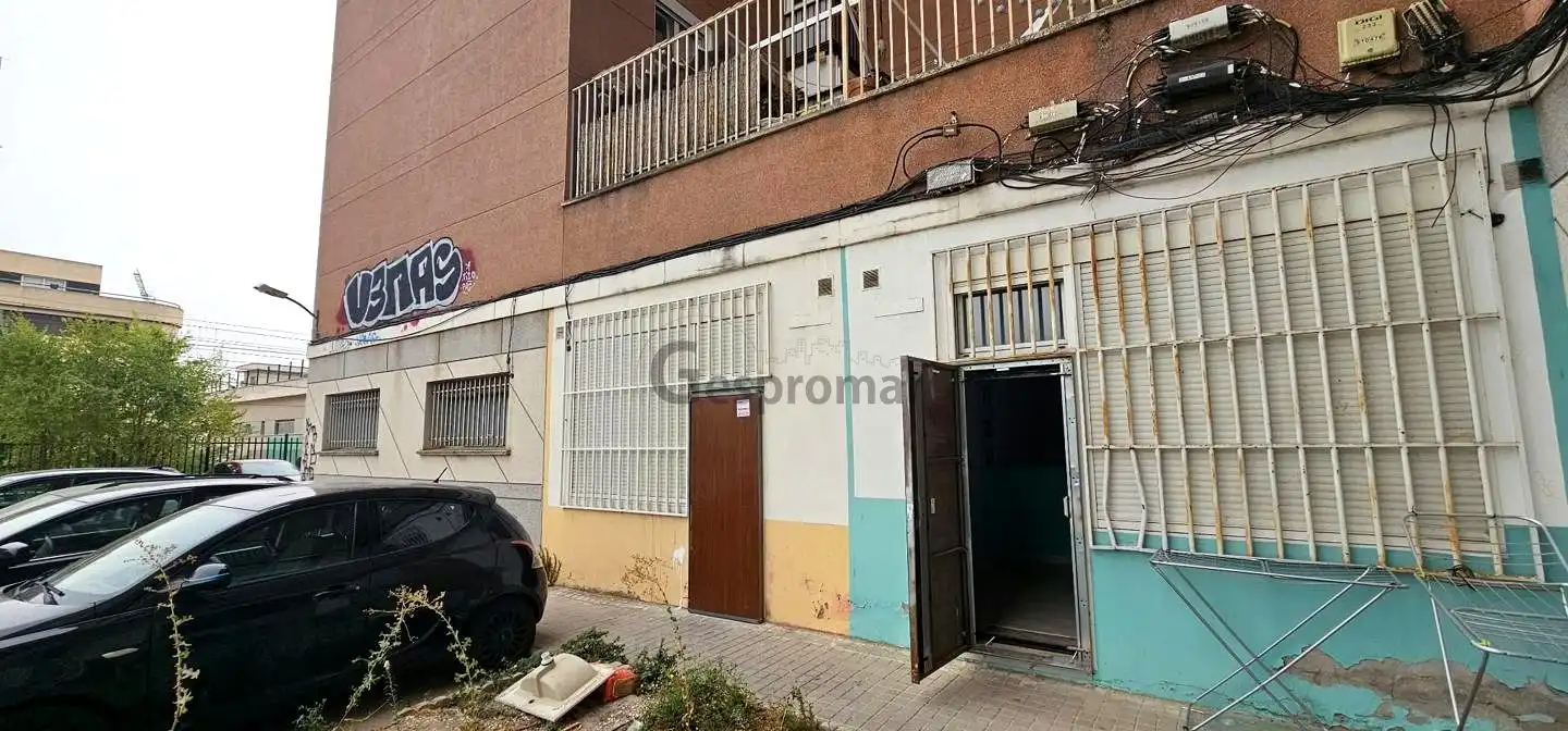 Planta baja en venta en Fuencarral - El Pardo