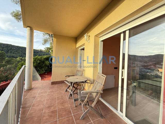 Casa-chalet en Venta en Isaac Albéniz en Cervelló