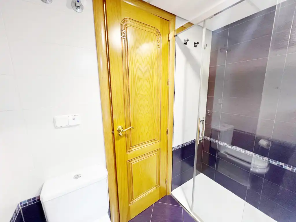 Bany de Casa o xalet en venda en Getafe amb Aire condicionat, Calefacció i Terrassa