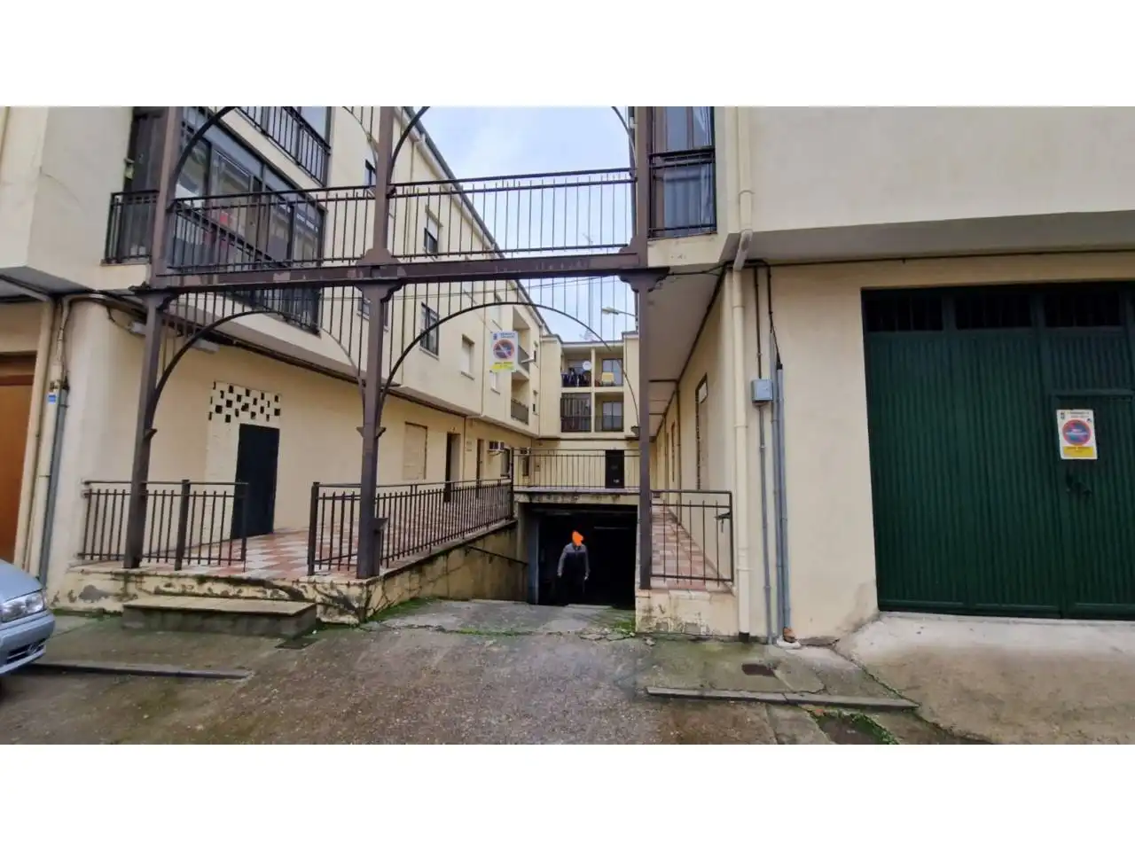 Exterior view of Garage for sale in Ciudad Rodrigo  with Alarm