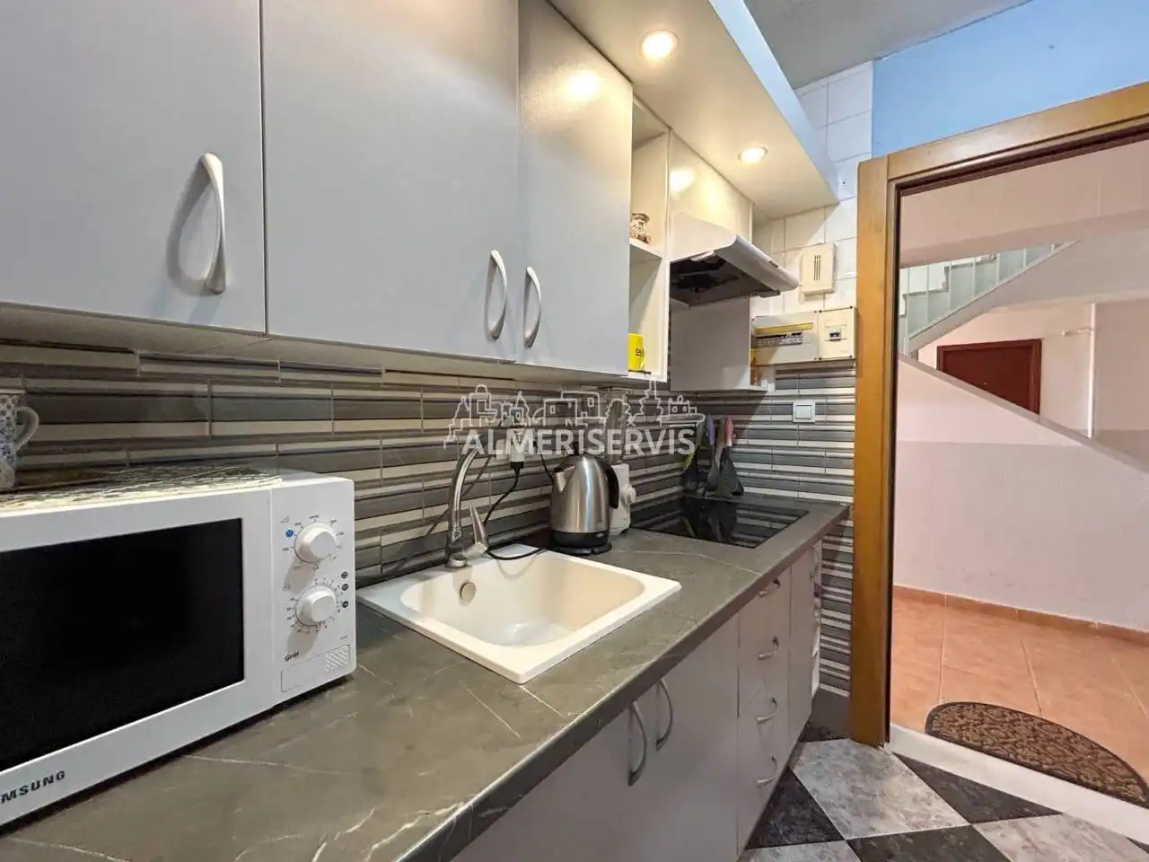 Cocina de Piso en venta en Roquetas de Mar con Terraza y Amueblado