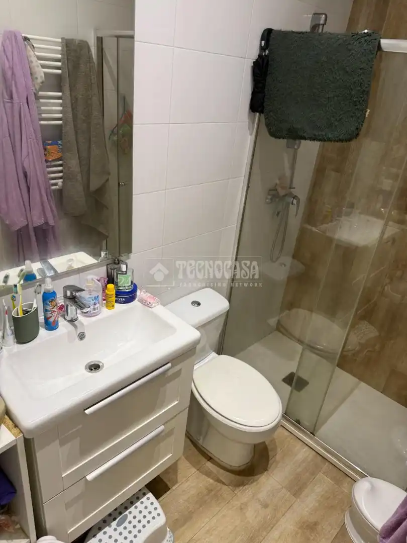 Badezimmer von Wohnung zum Verkauf in Madrid