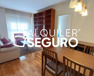 Bedroom of Flat to rent in  Madrid Capital  with Air Conditioner, Heating and Storage room