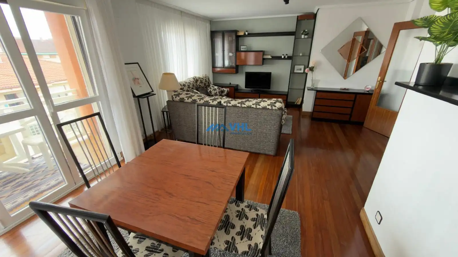Sala de estar de Piso de alquiler en Castro-Urdiales con Calefacción, Terraza y Amueblado