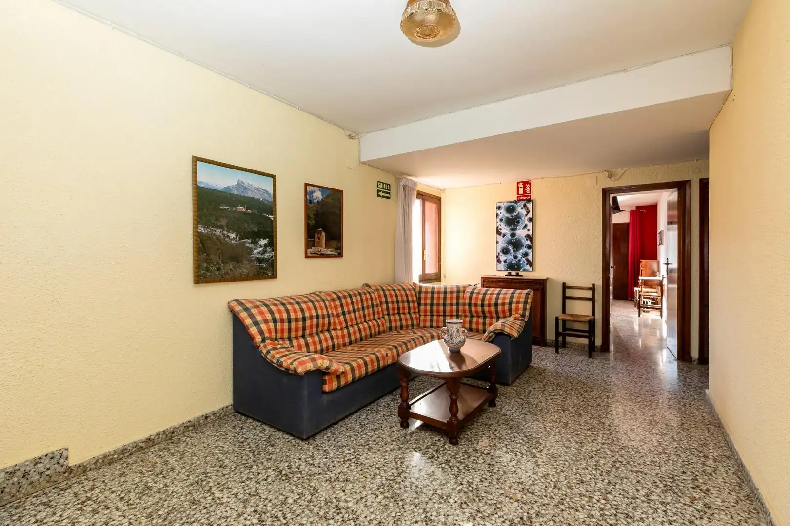 Sala d'estar de Edifici en venda en Santa Cruz de la Serós