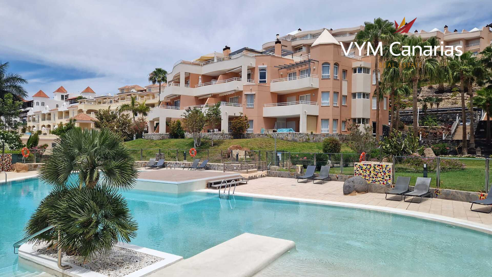 Exterior view of Apartment for sale in Adeje  with Private garden, Terrace and Furnished